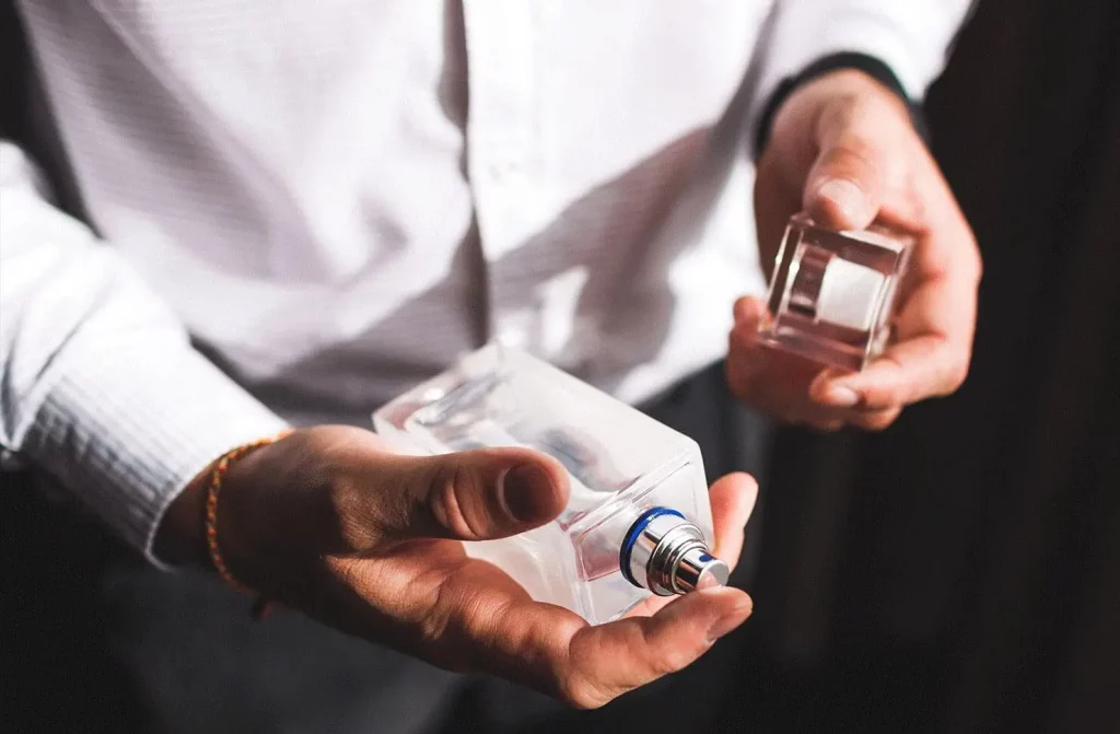 men using perfume